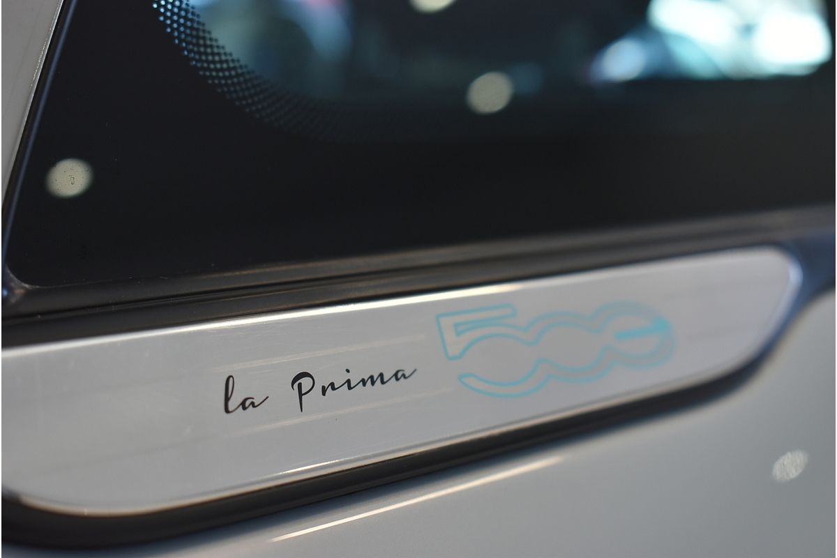 2023 Fiat 500e La Prima