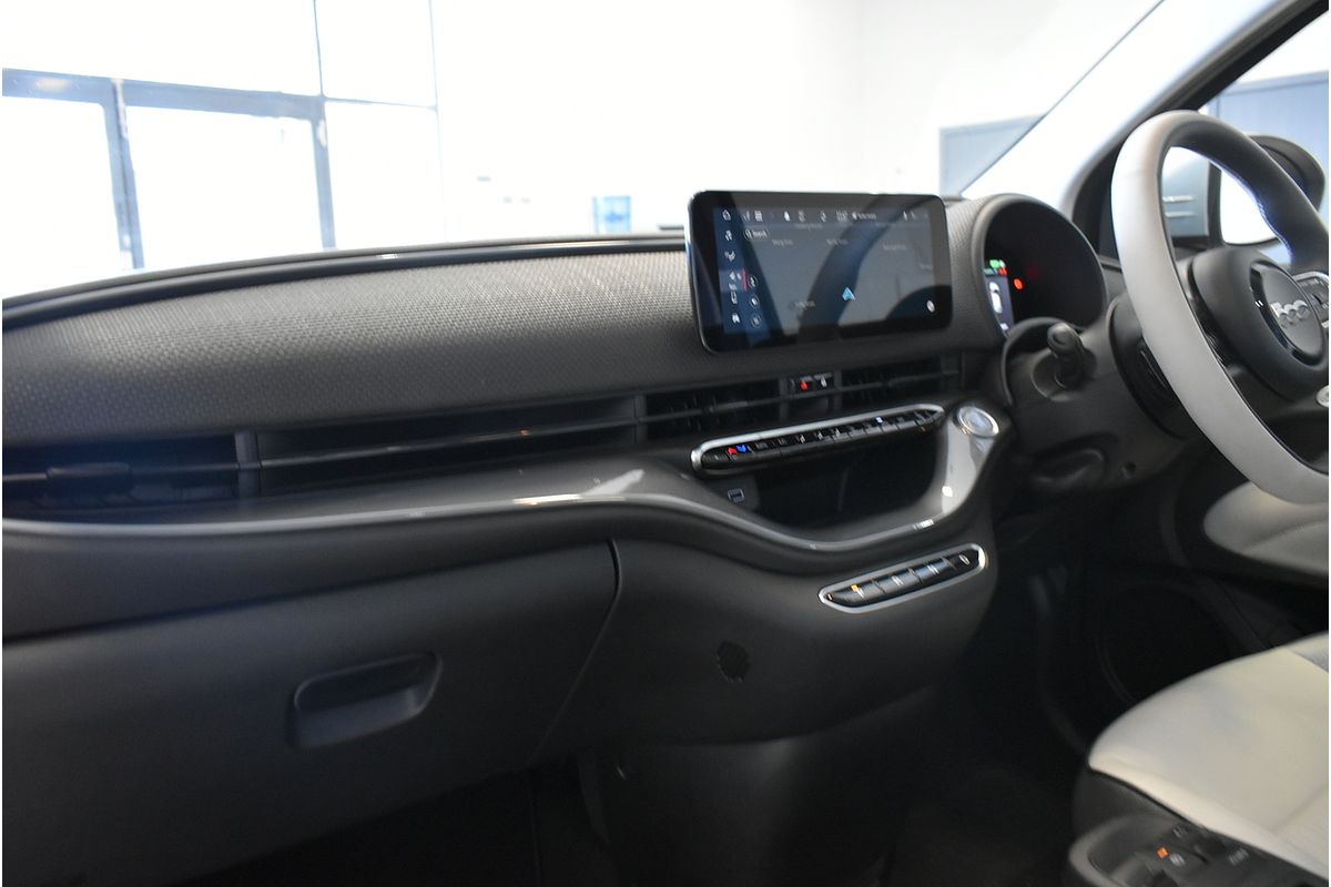 2023 Fiat 500e La Prima