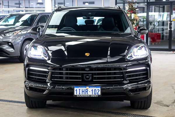 2022 Porsche Cayenne Platinum Edition 9YA