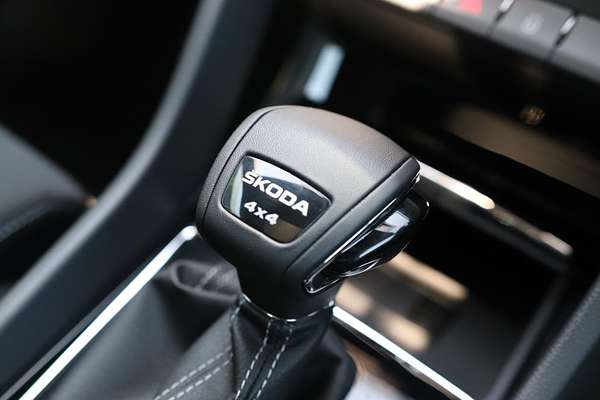 2023 SKODA Karoq 140TSI Sportline NU