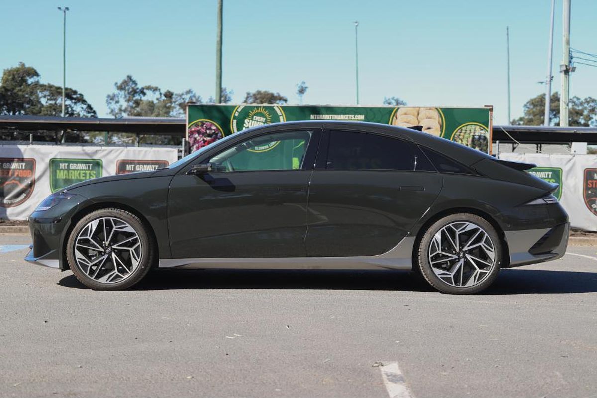 2023 Hyundai IONIQ 6 EPIQ CE.V1