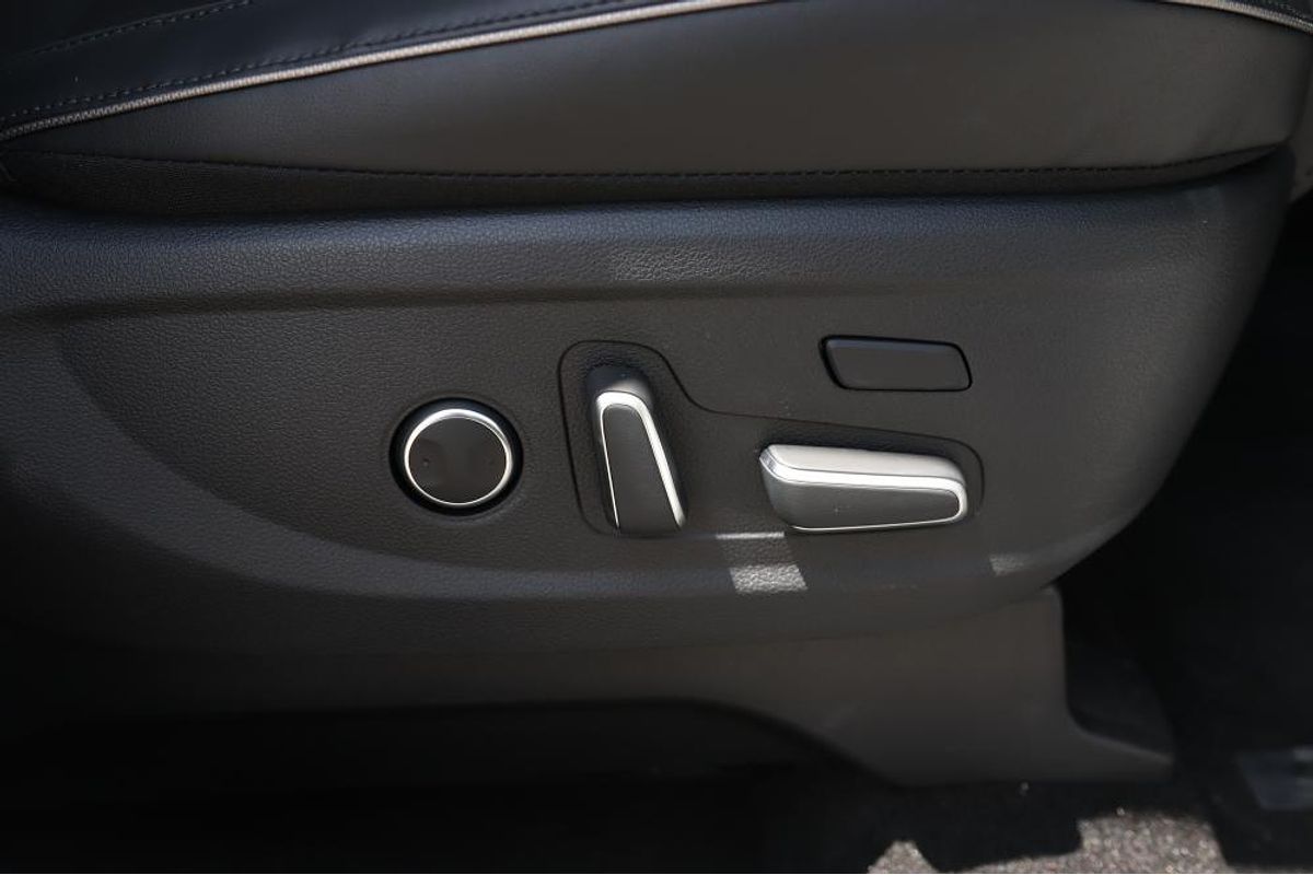 2024 Hyundai Palisade Calligraphy Black Ink LX2.V5