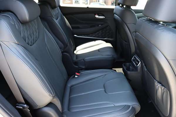 2023 Hyundai Santa Fe Hybrid Highlander TM.V4