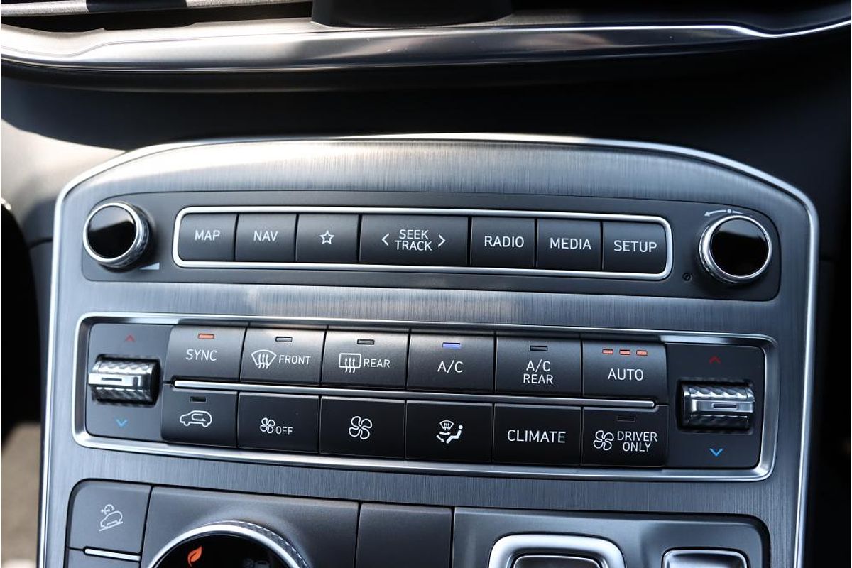 2023 Hyundai Santa Fe Hybrid Highlander TM.V4