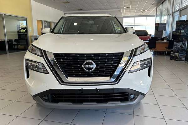 2024 Nissan X-TRAIL ST-L T33