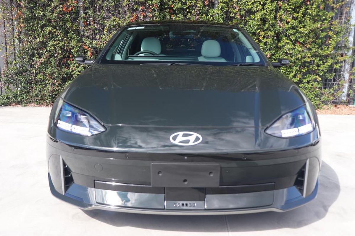 2023 Hyundai IONIQ 6 EPIQ CE.V1
