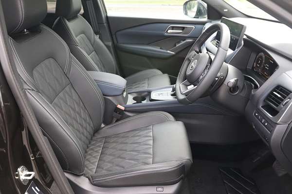 2023 Nissan QASHQAI Ti J12