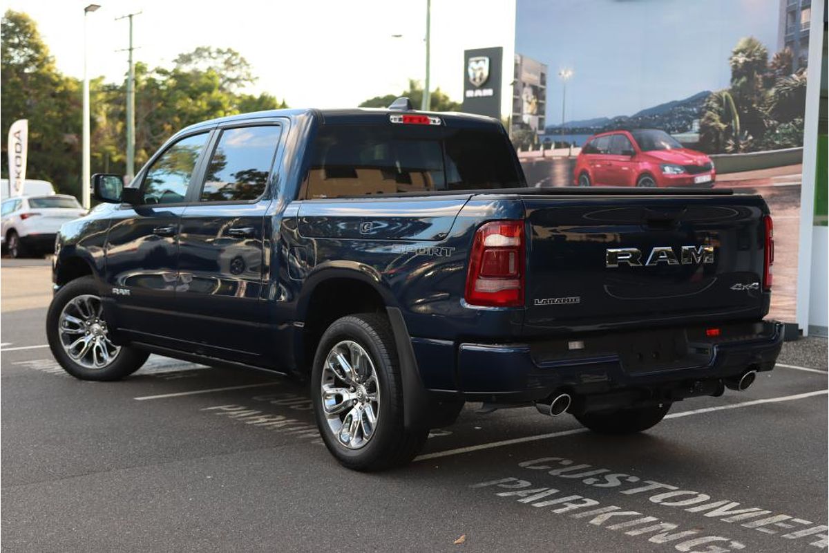 2023 RAM 1500 Laramie Sport RamBox DT 4X4 SWB