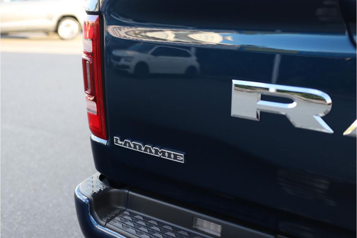 2023 RAM 1500 Laramie Sport RamBox DT 4X4 SWB