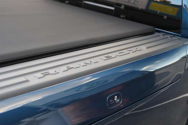 2023 RAM 1500 Laramie Sport RamBox DT 4X4 SWB