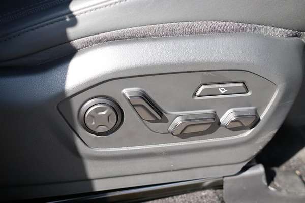 2024 Hyundai Santa Fe Hybrid Calligraphy MX5.V1