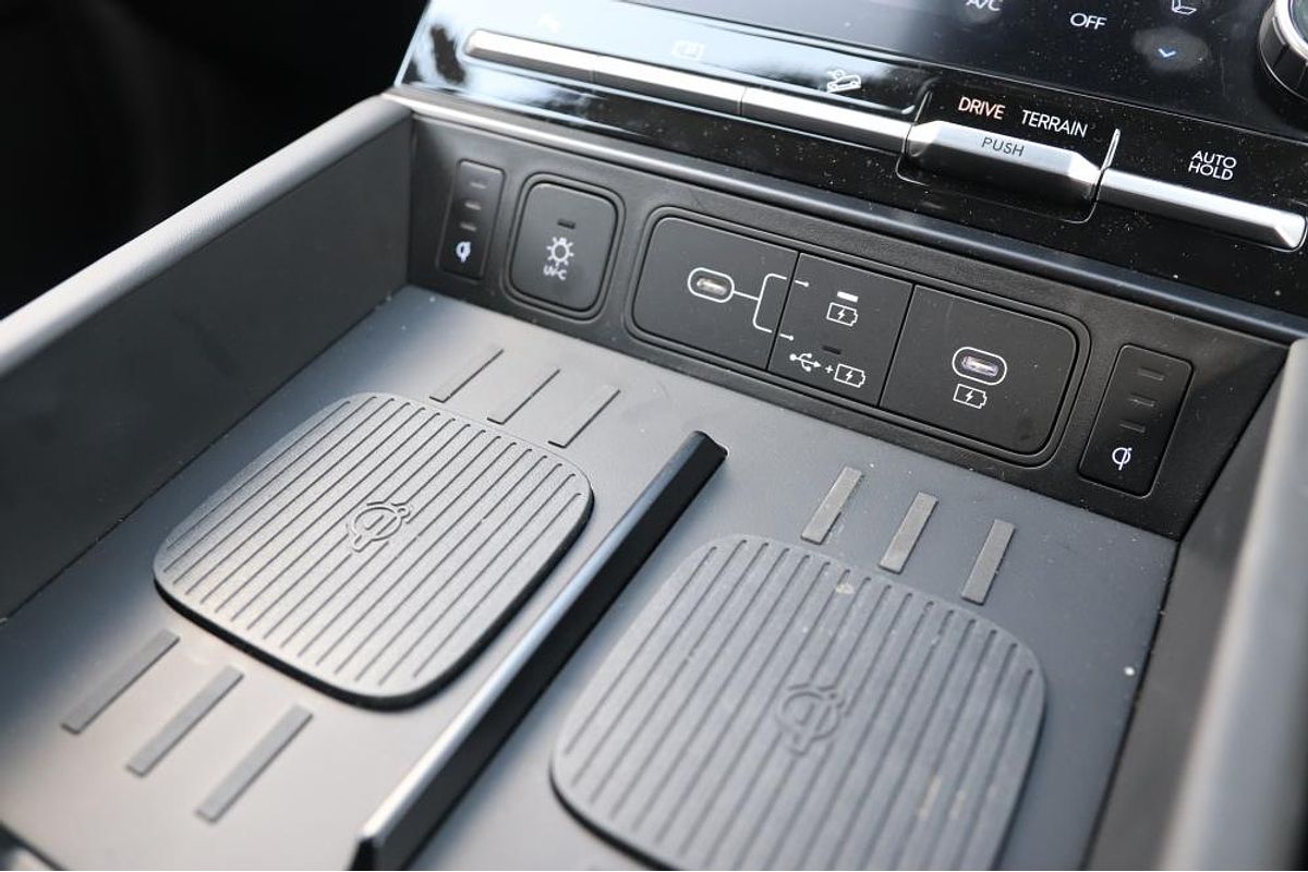 2024 Hyundai Santa Fe Hybrid Calligraphy MX5.V1