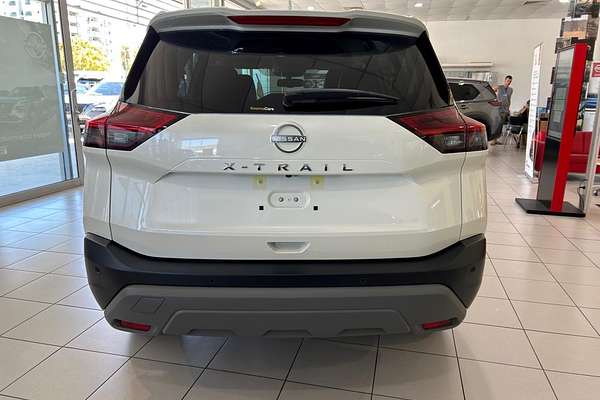 2024 Nissan X-TRAIL ST-L T33