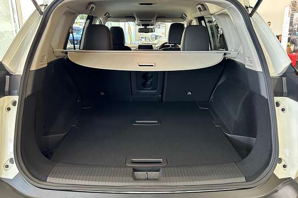 2024 Nissan X-TRAIL ST-L T33