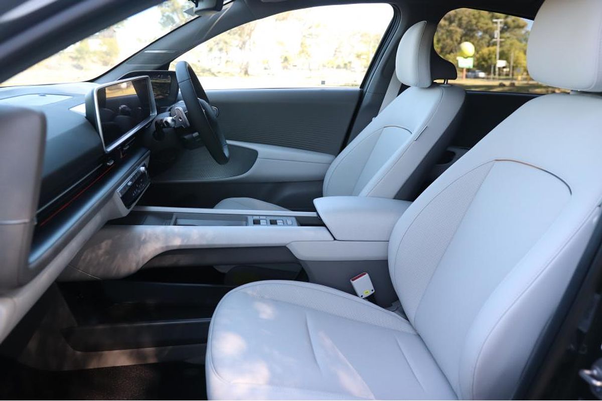 2023 Hyundai IONIQ 6 EPIQ CE.V1