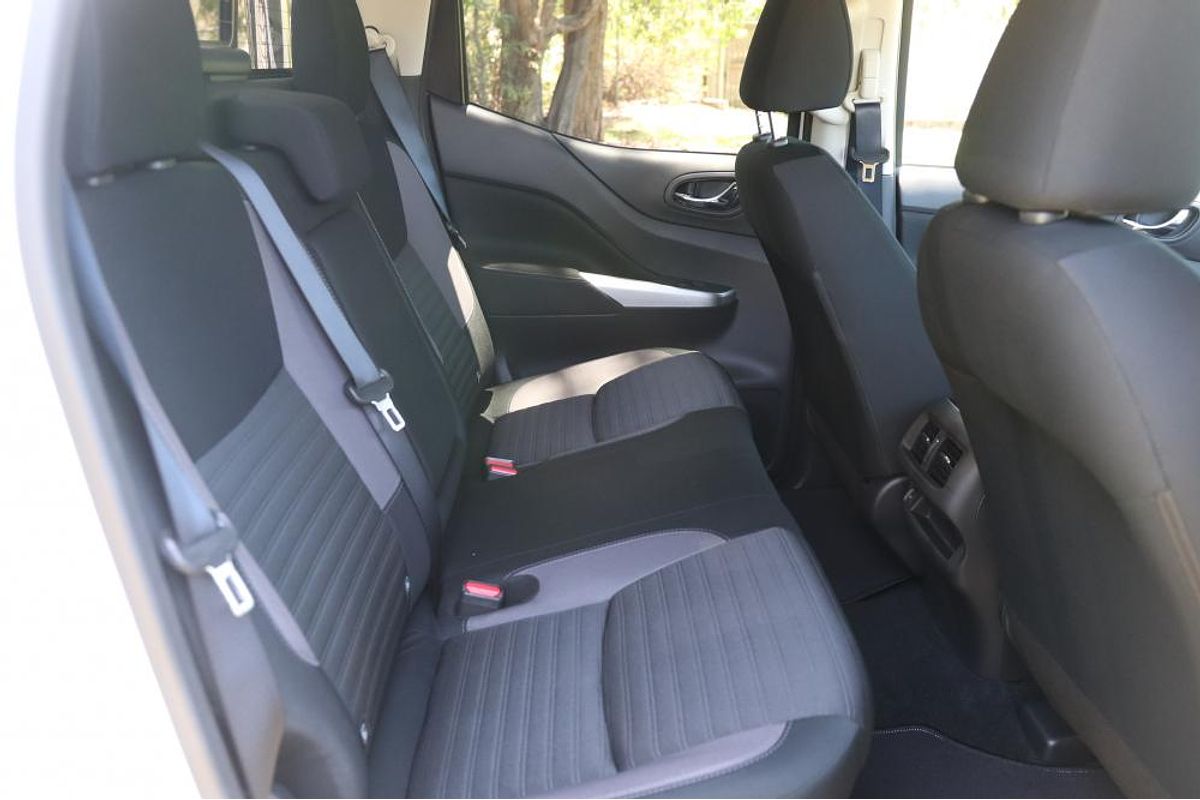 2024 Nissan Navara ST-X D23 4X4