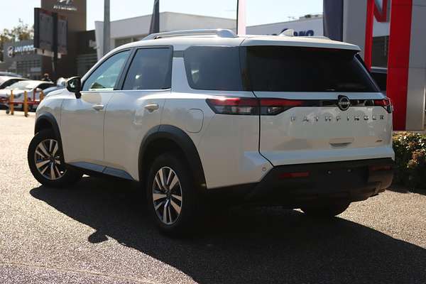 2022 Nissan Pathfinder Ti R53