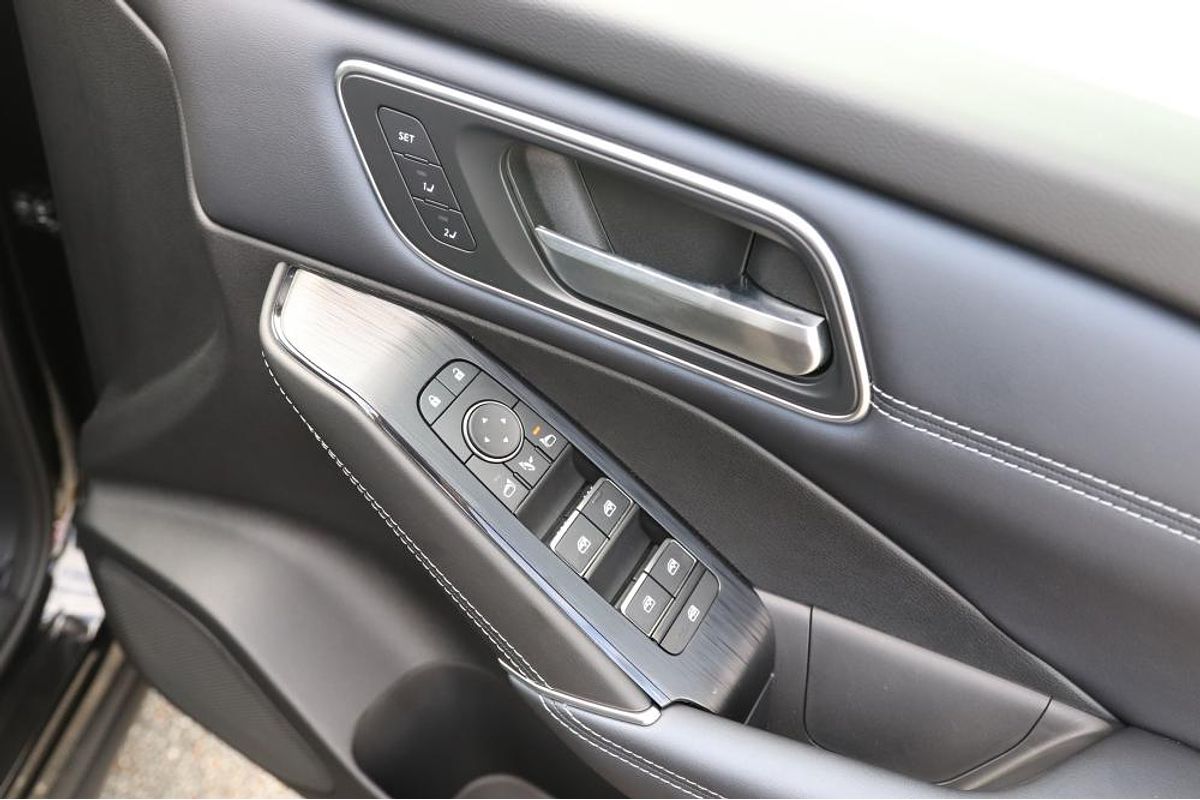 2023 Nissan QASHQAI Ti J12