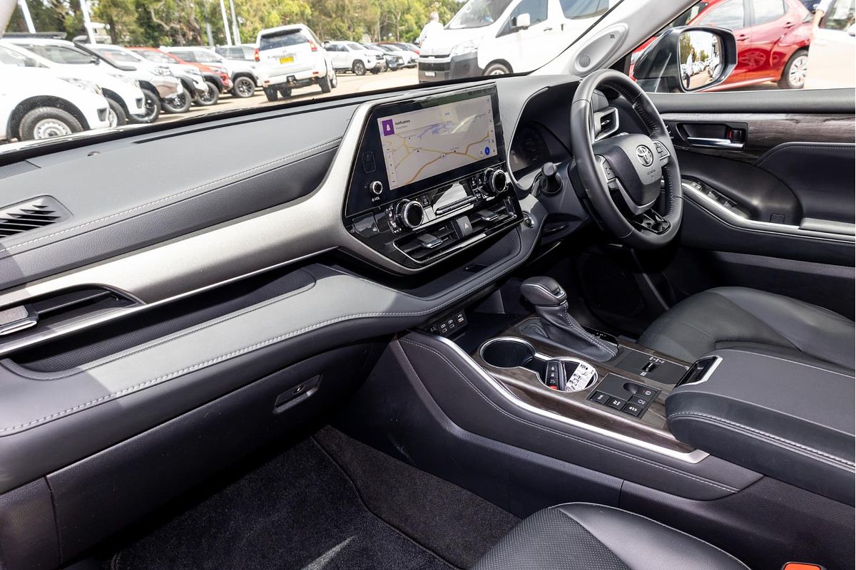 2023 Toyota Kluger Grande AXUH78R