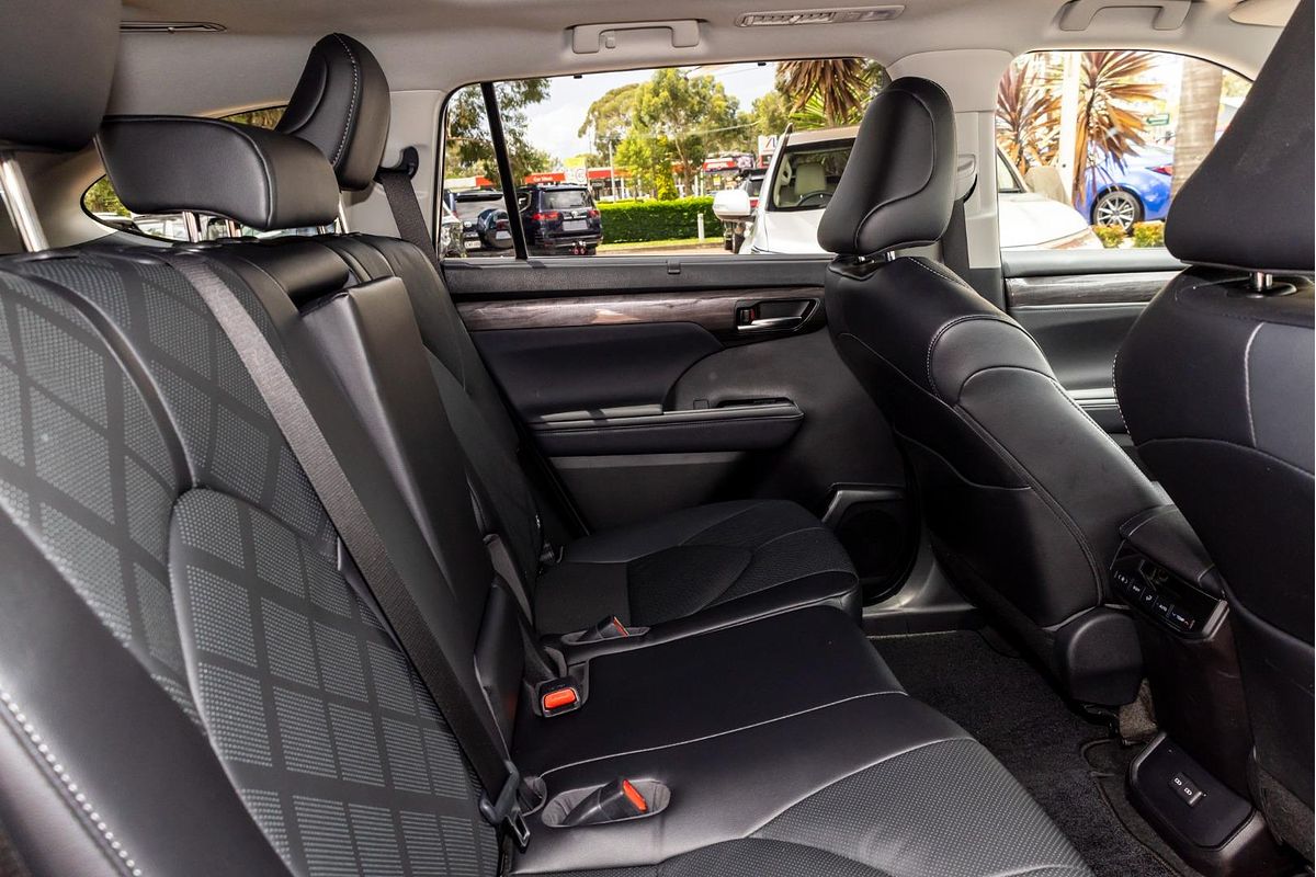 2023 Toyota Kluger Grande AXUH78R