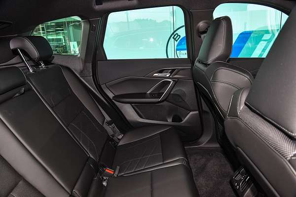 2024 BMW iX1 xDrive30 xLine U11