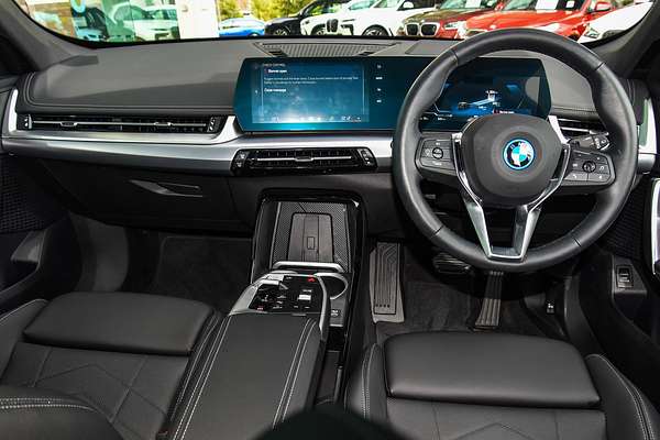 2024 BMW iX1 xDrive30 xLine U11