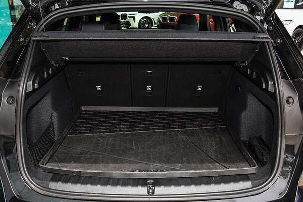 2024 BMW iX1 xDrive30 xLine U11