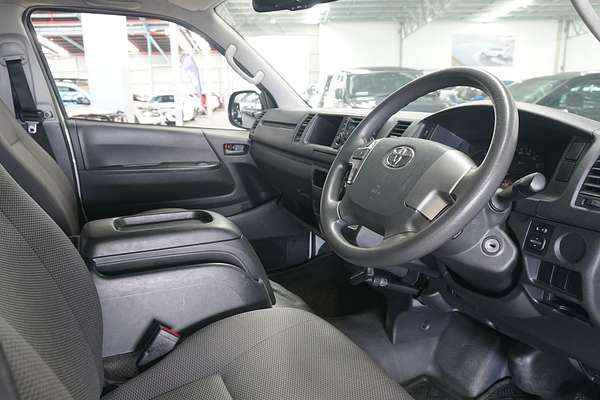 2016 Toyota Hiace Commuter TRH223R