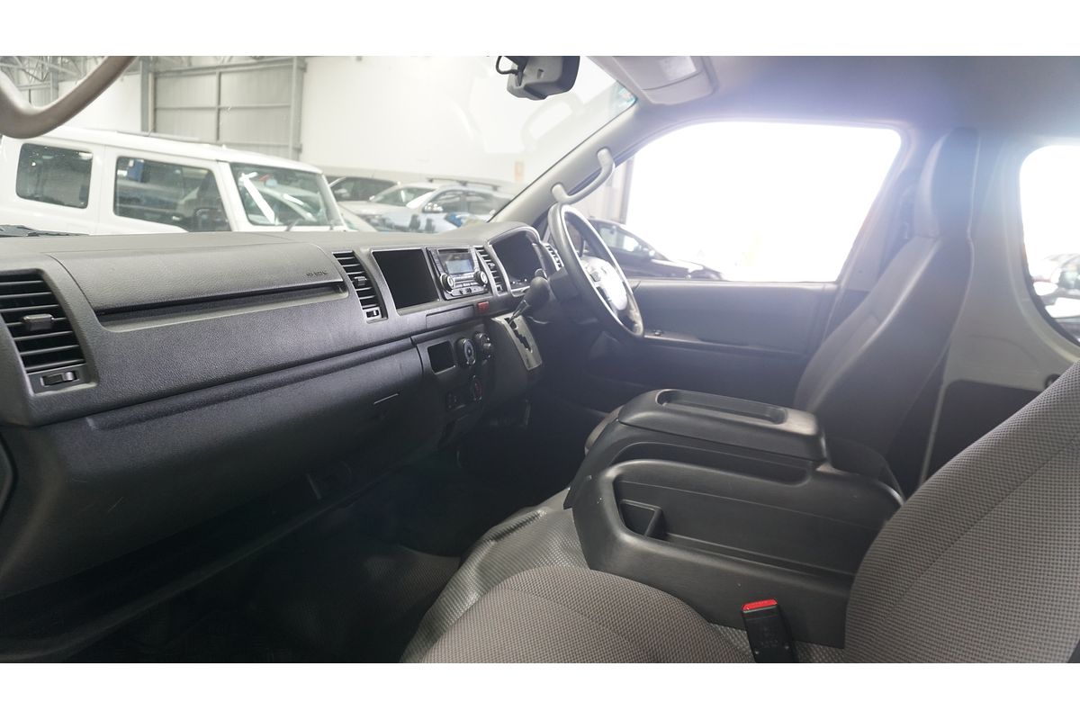 2016 Toyota Hiace Commuter TRH223R