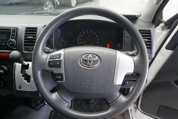 2016 Toyota Hiace Commuter TRH223R