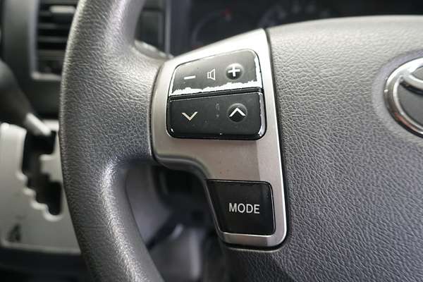 2016 Toyota Hiace Commuter TRH223R