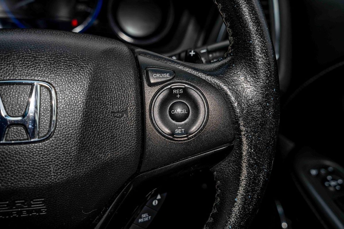 2015 Honda HR-V VTi-L