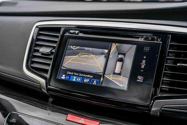 2018 Honda Odyssey VTi-L 5th Gen