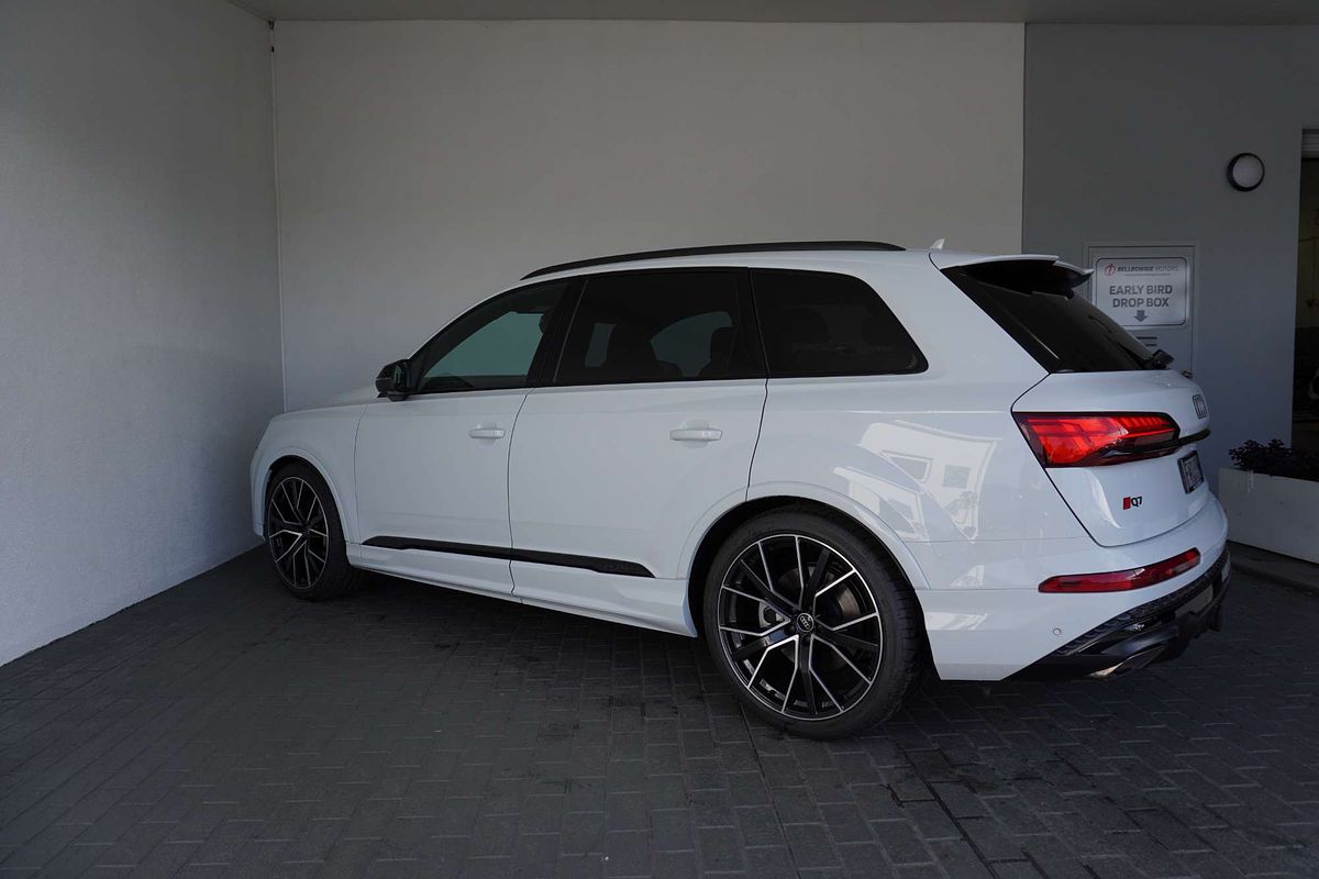 2024 Audi Q7 50 TDI S line 4M