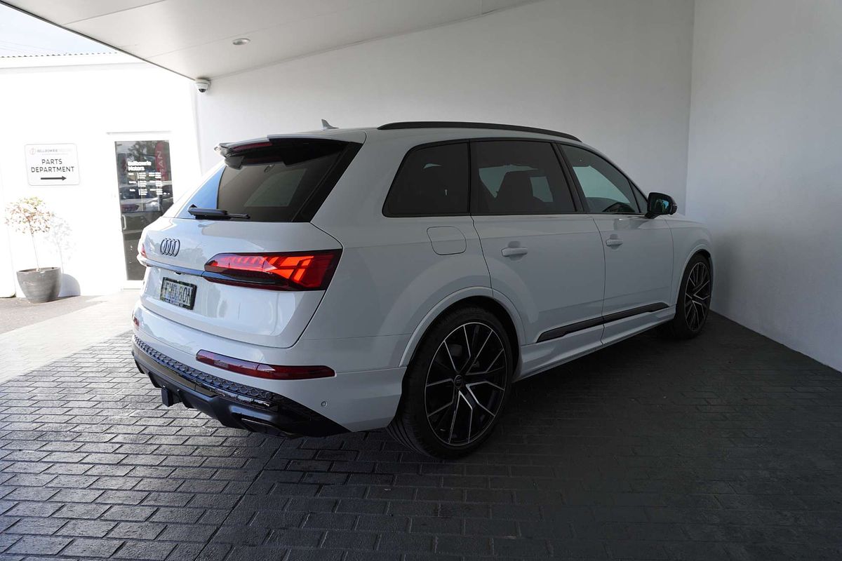 2024 Audi Q7 50 TDI S line 4M