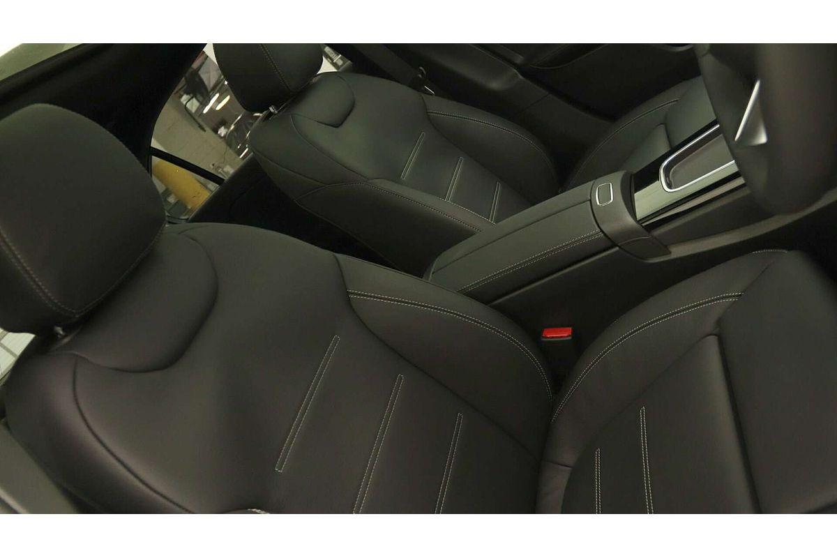 2023 Mercedes-Benz A-Class A250 V177