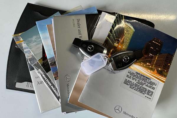 2012 Mercedes-Benz E-Class E250 CDI BlueEFFICIENCY Avantgarde W212
