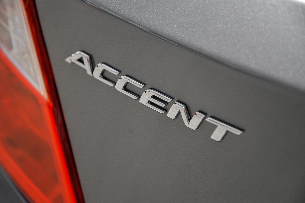 2018 Hyundai Accent Sport RB6
