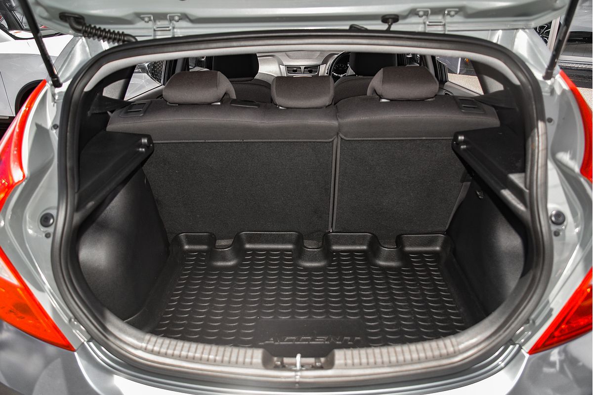 2018 Hyundai Accent Sport RB6