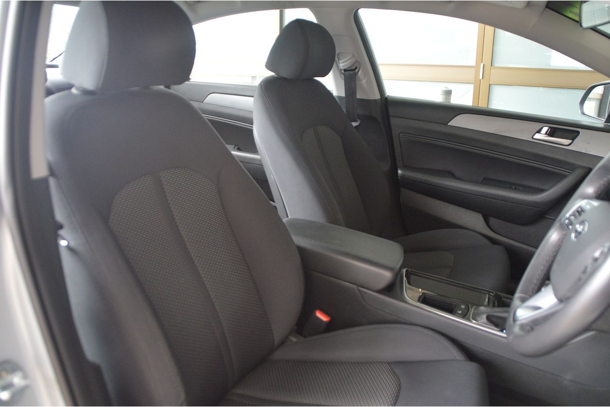 2018 Hyundai Sonata Active LF4