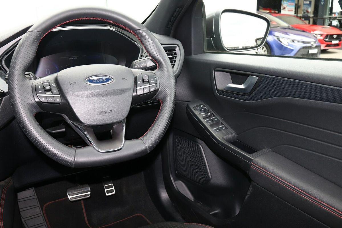 2023 Ford Escape ST-Line ZH