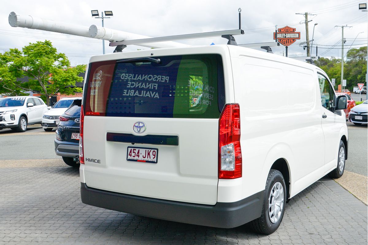 2024 Toyota Hiace GDH300R LWB
