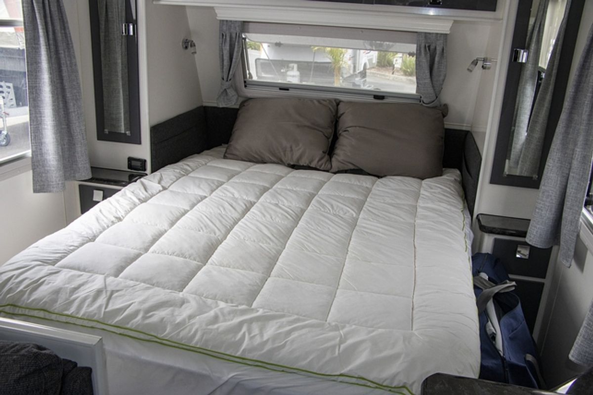 2014 Paramount Caravans INTEPID CARAVAN CARAVAN
