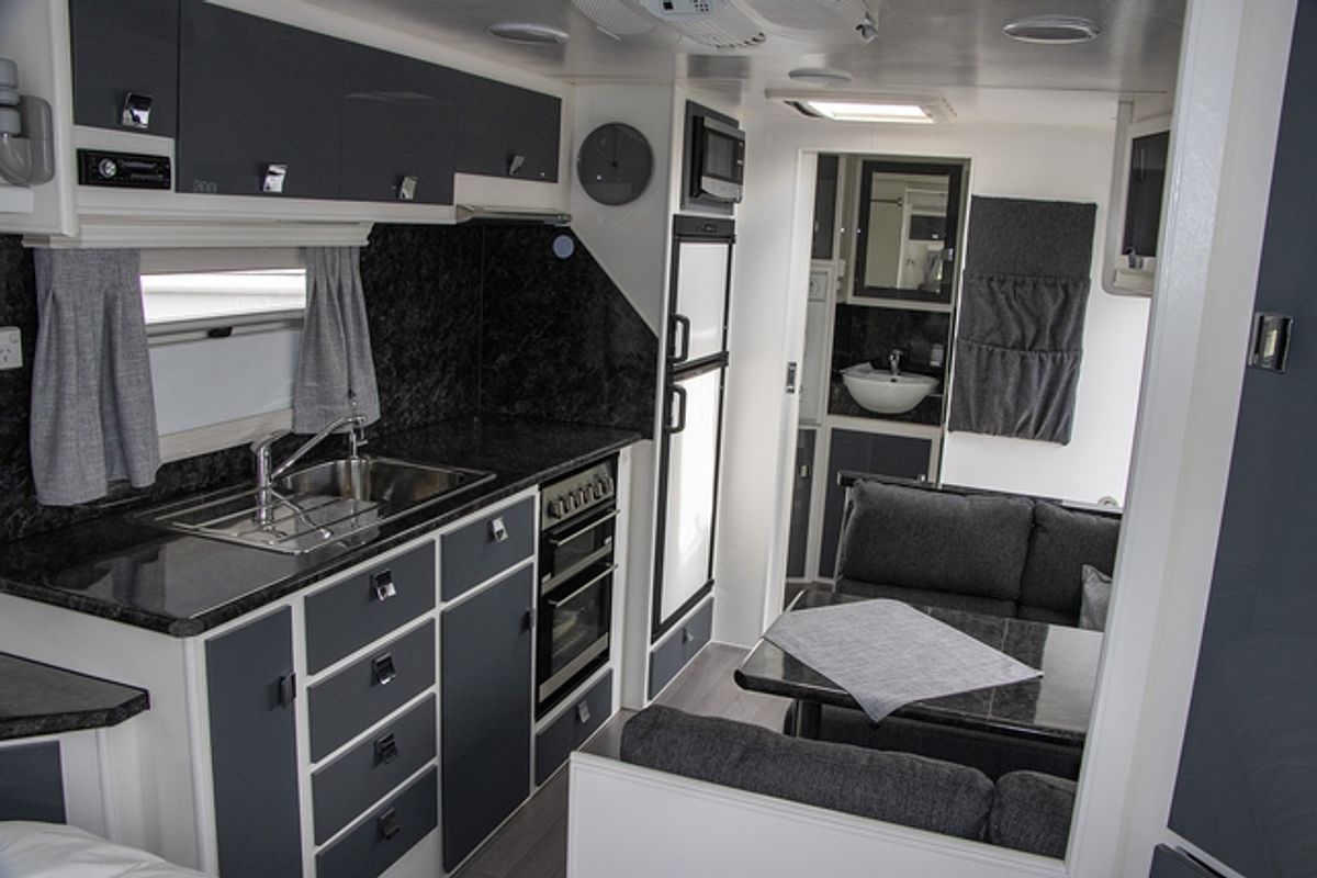 2014 Paramount Caravans INTEPID CARAVAN CARAVAN