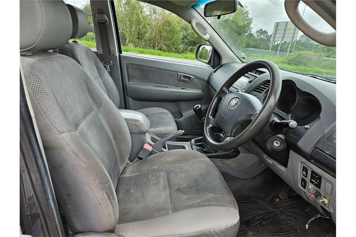 2010 Toyota Hilux SR KUN26R 4X4