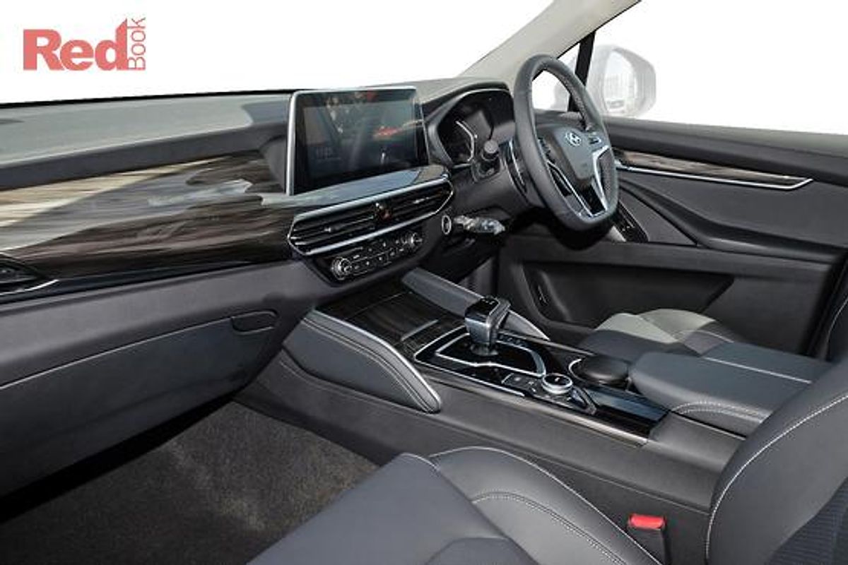 2024 LDV D90 Executive SV9A