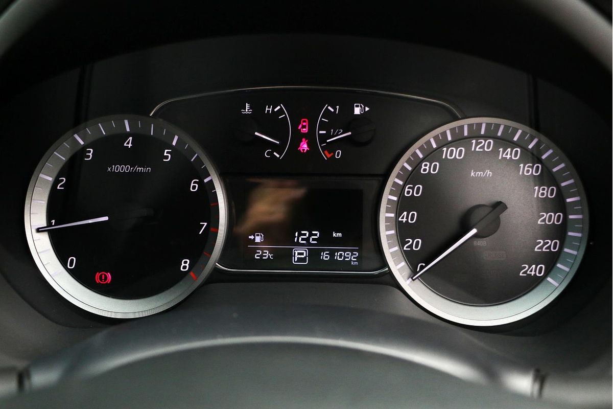 2013 Nissan Pulsar ST C12