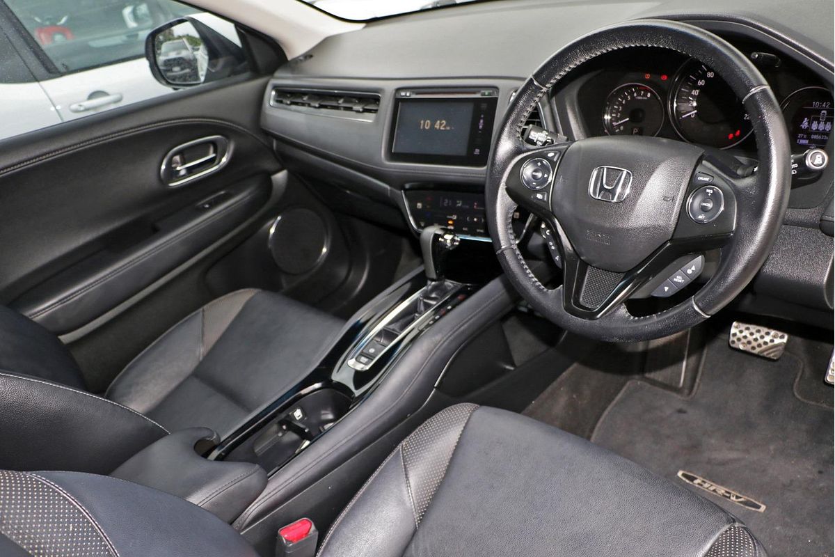 2016 Honda HR-V VTi-L