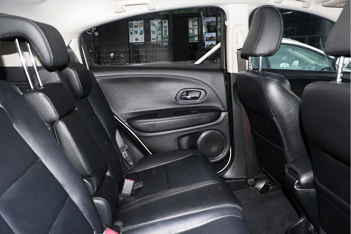 2016 Honda HR-V VTi-L