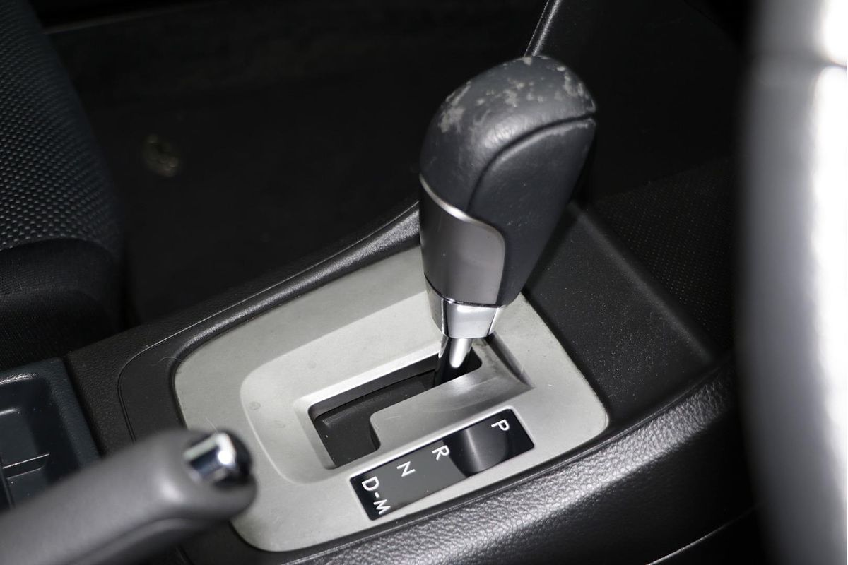 2013 Subaru XV 2.0i-L G4X